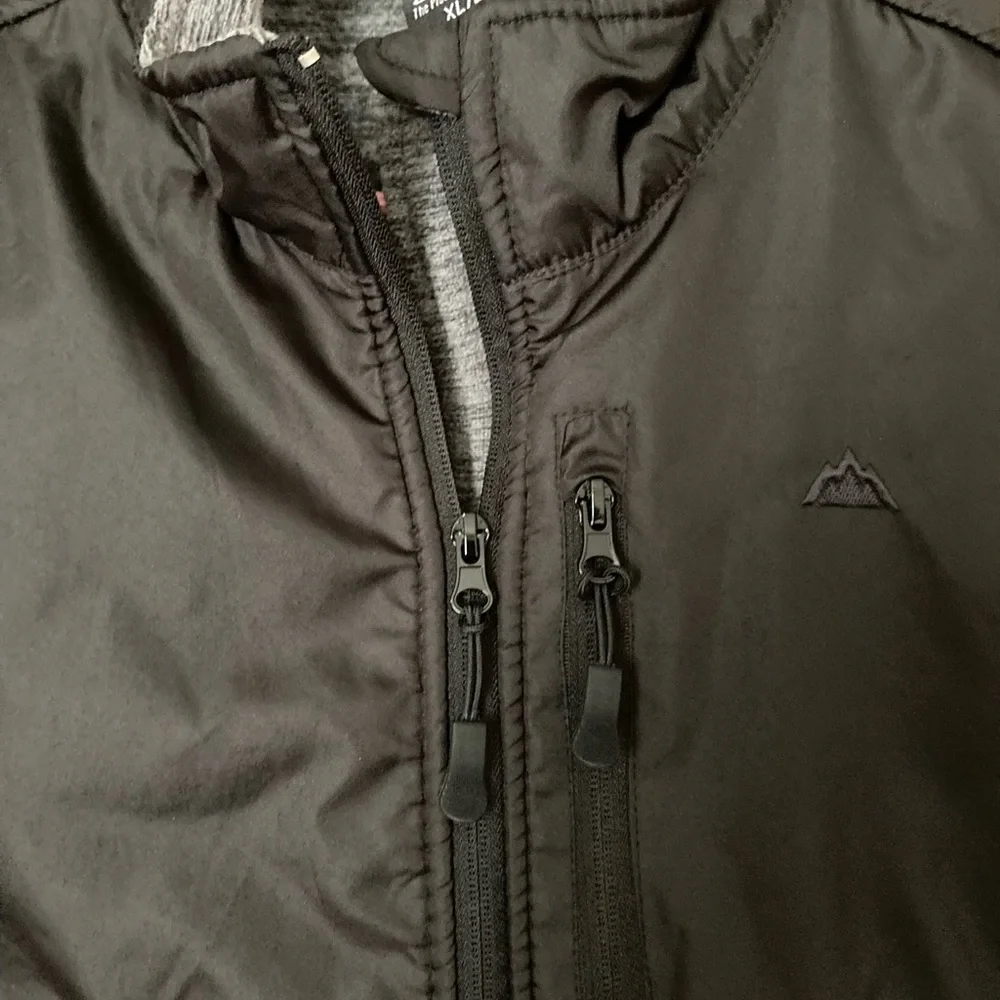 Snozu Platinum Collection Gray Vest - Picture 5 of 15